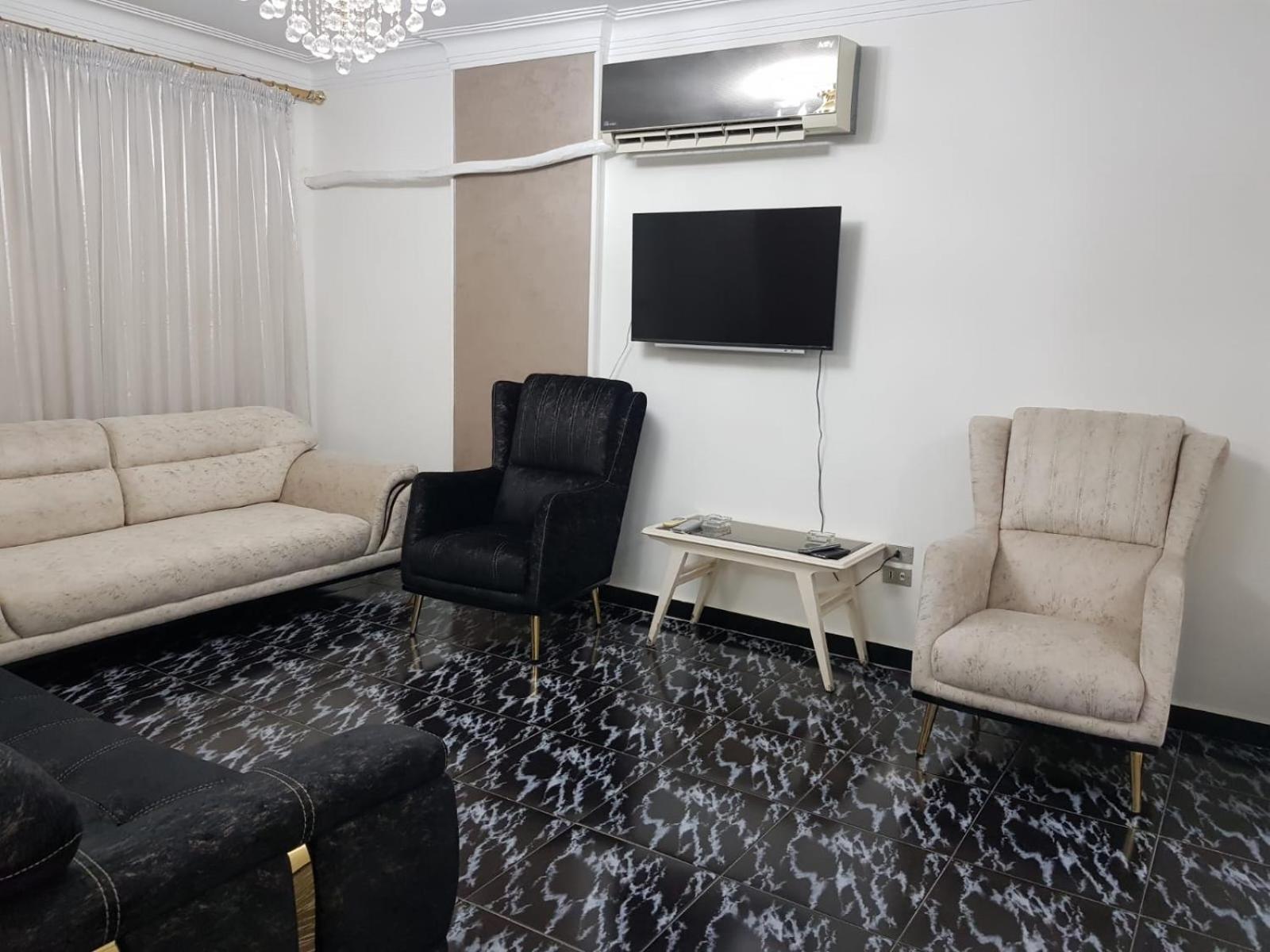 Comfortable In Sheraton Heliopolis 5 Minutes From Airport Apartment *