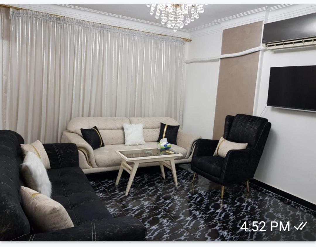 Apartment Comfortable In Sheraton Heliopolis 5 Minutes From Airport Cairo